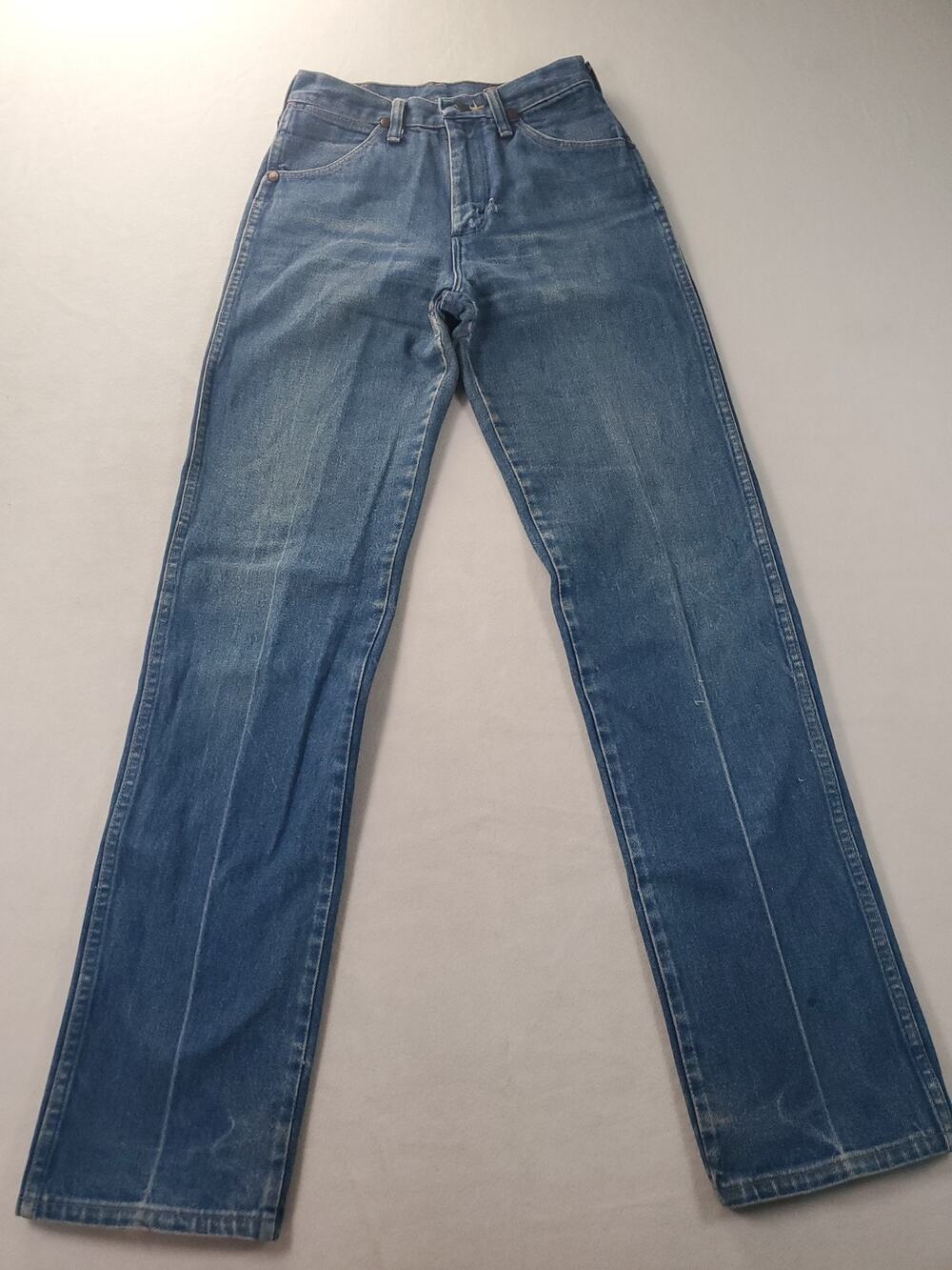 Wrangler 13MWZ Jeans Mens 28x34 Blue Straight Regular Denim Pants Medium Wash
